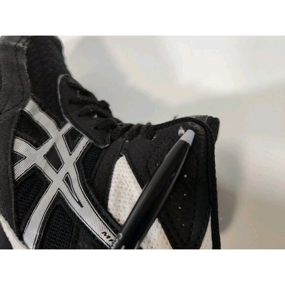 Asics Matflex 6 Wrestling Shoes Kids Youth 4 Boxing Black White Silver 1084A007 - Picture 9 of 12